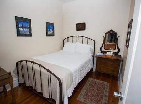 Old Bed & Breakfast