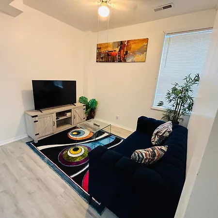 Apartment Greater Grand Crossing/hyde Park *