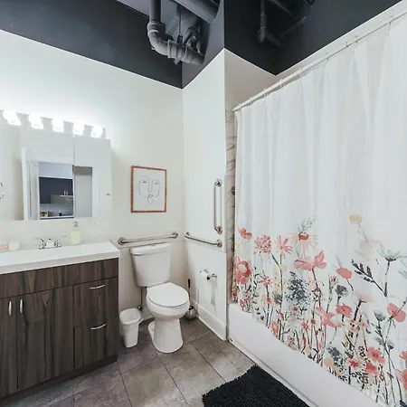 Mccormick 2br-2ba For 8 Guests With Optional Parking & Gym Apartment