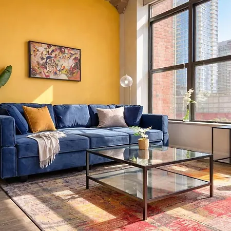Mccormick 2br-2ba For 8 Guests With Optional Parking & Gym