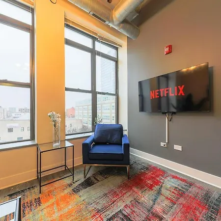 Apartment Mccormick 2br-2ba For 8 Guests With Optional Parking & Gym Chicago