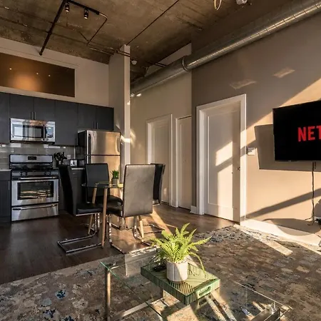 Downtown 2br Getaway South Loop Comfort Near Mccormick Place, Soldier Field And Grant Park *