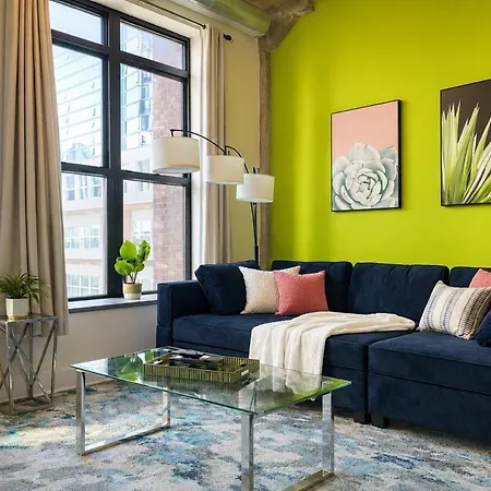 Downtown 2br Getaway South Loop Comfort Near Mccormick Place, Soldier Field And Grant Park Apartment