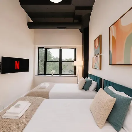 Chic Spacious 3br South Loop Near Mccormick Place, Roosevelt Cta & Shopping Area In