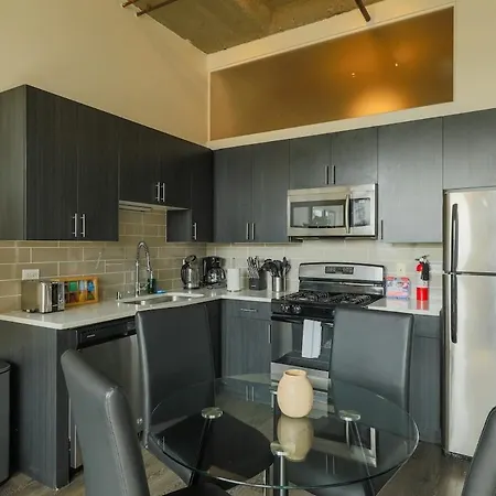 Walkable 2br In South Loop With Optional Parking And Gym Access Near Mccormick Place, Museum Campus & Lakefront * Chicago