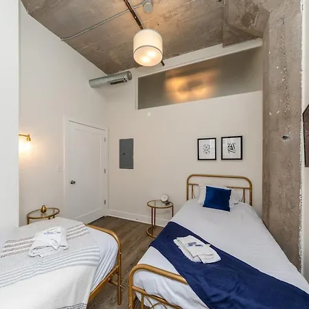 Apartment Walkable 2br In South Loop With Optional Parking And Gym Access Near Mccormick Place, Museum Campus & Lakefront Chicago
