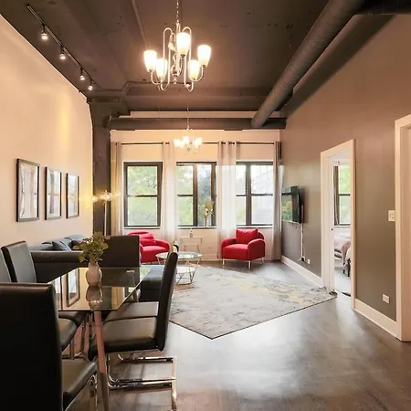 Chic Spacious 3br South Loop Near Mccormick Place, Roosevelt Cta & Shopping Area In Chicago