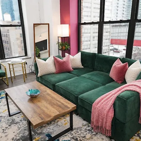 Apartment South Loop 2br Corner Unit With Natural Light, Optional Parking And Guest Access Near Downtown And Mccormick Place Chicago