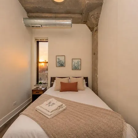 Apartment Family-friendly 3br Near Mccormick Place, Soldier Field & Shedd Aquarium, A Prime South Loop Spot