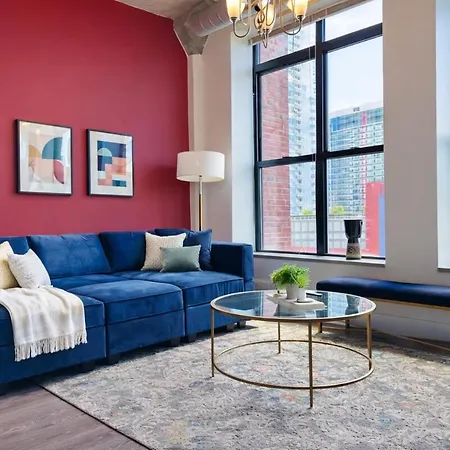 Apartment Beautiful 2br With Smart Tv, Gym Access & Parking Close To Mccormick Place, Museums & Michigan *
