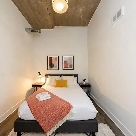 Apartment Family-friendly 3br Near Mccormick Place, Soldier Field & Shedd Aquarium, A Prime South Loop Spot *