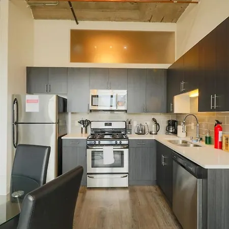 Apartment Cozy 2br With Optional Parking And Gym Access Near Field Museum, Lakefront & Mccormick Place *
