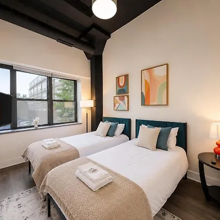 Chic Spacious 3br South Loop Near Mccormick Place, Roosevelt Cta & Shopping Area In
