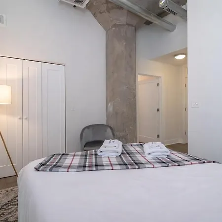 Modern 3br South Loop Living Family Unit Near Adler Planetarium & Mccormick Convention Center Apartment *