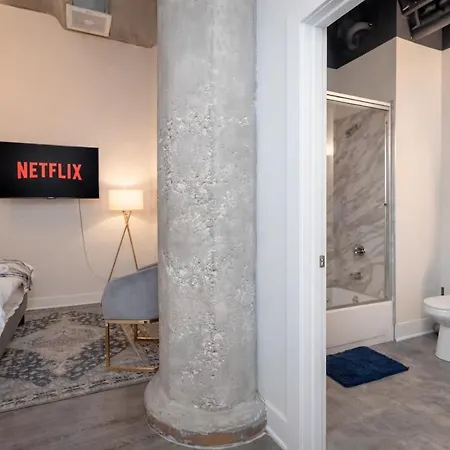Modern 3br South Loop Living Family Unit Near Adler Planetarium & Mccormick Convention Center *