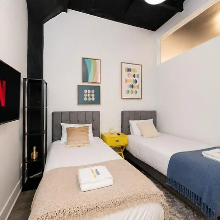 Chic Spacious 3br South Loop Near Mccormick Place, Roosevelt Cta & Shopping Area In Apartment Chicago