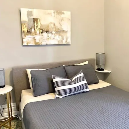 Apartment Lakeview Hideaway 3Br Walk To Wrigley Sleeps 8