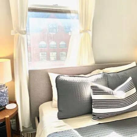 Apartment Lakeview Hideaway 3Br Walk To Wrigley Sleeps 8 *