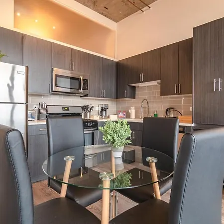 South Loop 3br Near Lakefront Trail, Field Museum & Adler Planetarium Chicago