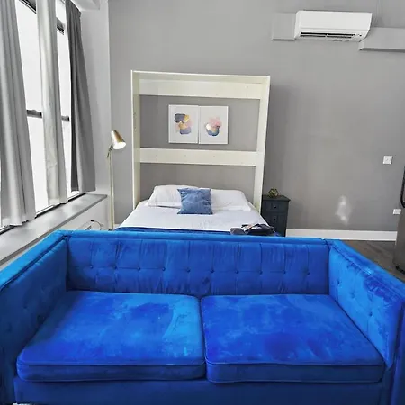 Luxury With Optional Parking And Gym Access Near Mccormick Place, Chinatown And Soldier Field Apartment