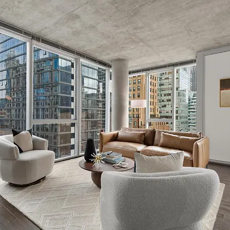 Apartment Linea Luxury Living With Indoor Pool And Rooftop Views In The Loop Chicago