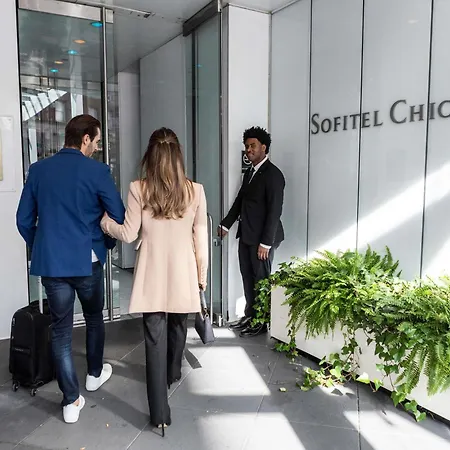 Sofitel Magnificent Mile Hotel 5*
