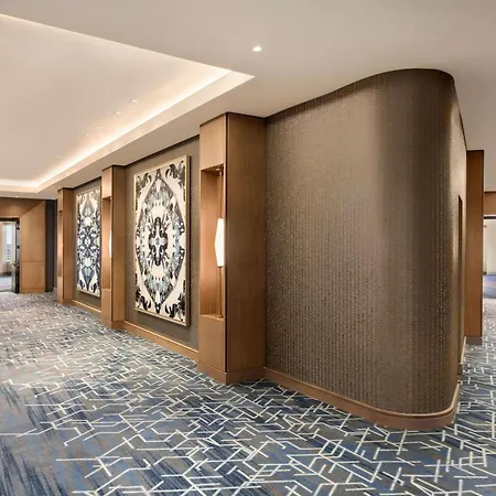 Swissotel 4*