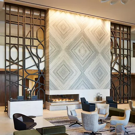 Loews 4* Chicago