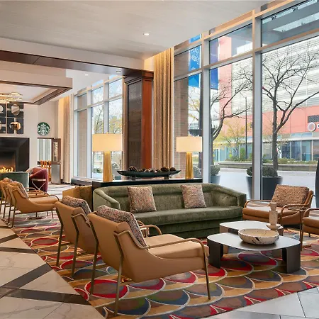 Hampton Mccormick Place Hotel 3*