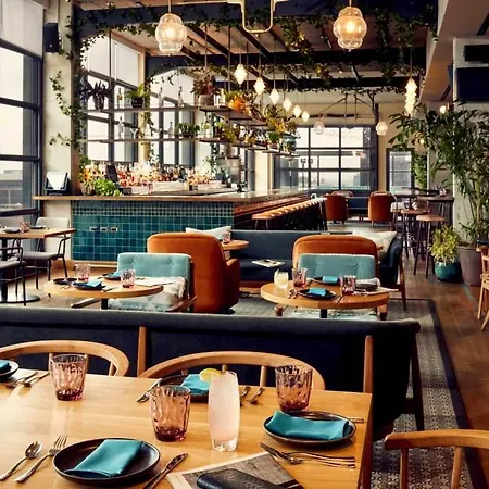 The Hoxton, Hotel 4*