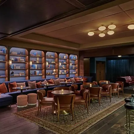 The Hoxton, Hotel 4*