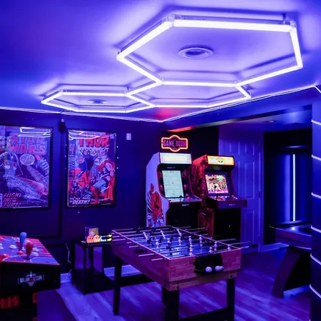 Game • Fire-pit • Playground • Gym • Billiard Holiday home Chicago