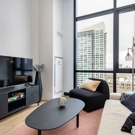 South Loop Rooftop With In And Out Parking 3 * Chicago