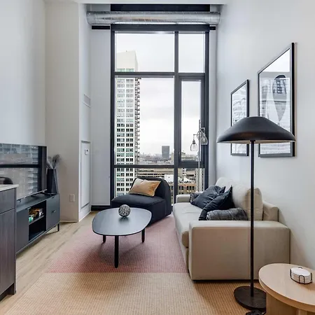 South Loop Rooftop With In And Out Parking 3