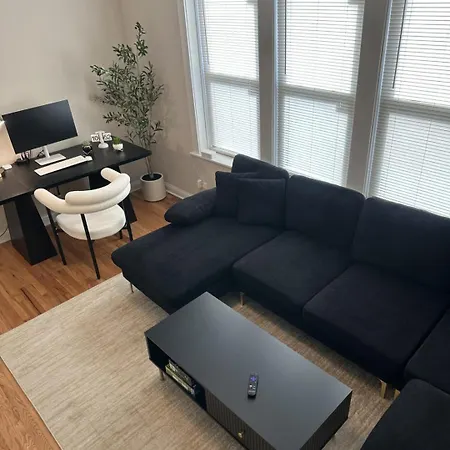 Private Workspace • Sleeps4 • Modern Stylish * Chicago
