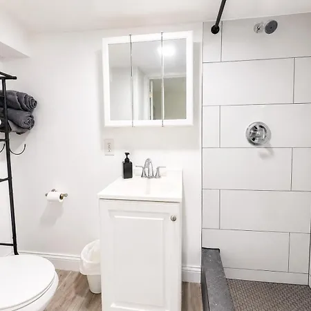 Apartment Cozy Logan Square Easy Access Chicago