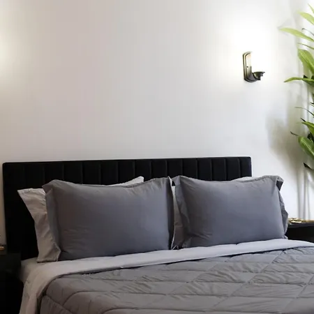 2br • Newly Furnished Modern • Near O'hare * Chicago