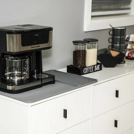 2br Traveler's Favorite • Modern And Clean Apartment Chicago