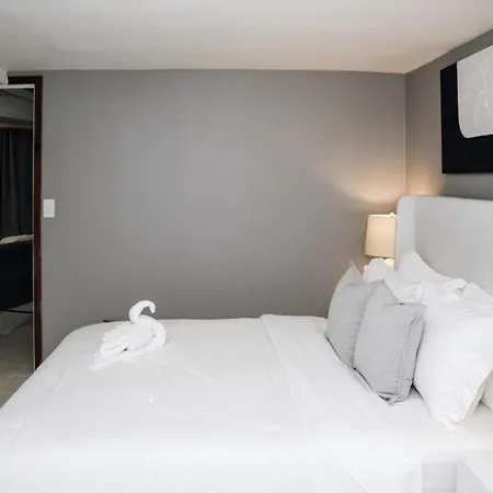 2br Traveler's Favorite • Modern And Clean * Chicago