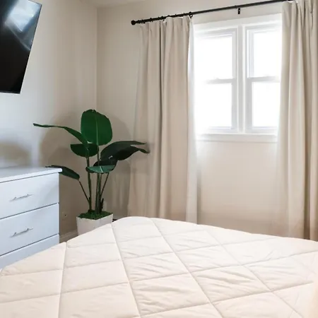 2br • Newly Furnished Modern • Near O'hare Apartment