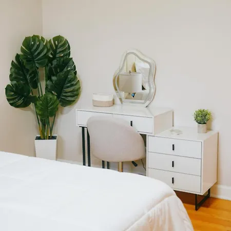 New Modern 3br • Gym • Workspace • Quiet Location *