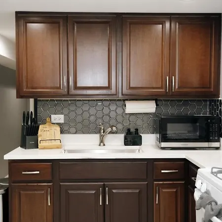 Apartment 2br Traveler's Favorite • Modern And Clean