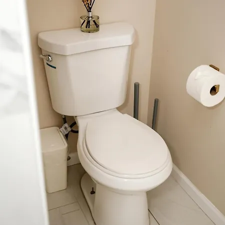 2br Traveler's Favorite • Modern And Clean Chicago
