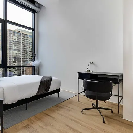 South Loop Rooftop With In And Out Parking 3 *