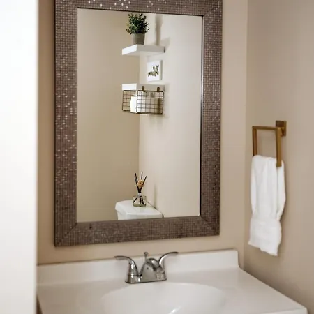 2br Traveler's Favorite • Modern And Clean * Chicago