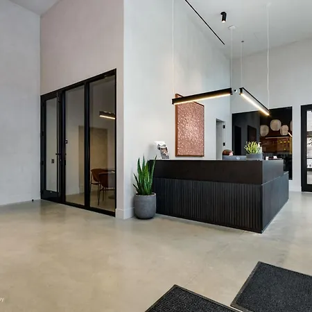 Apartment South Loop Rooftop With In & Out Parking 1