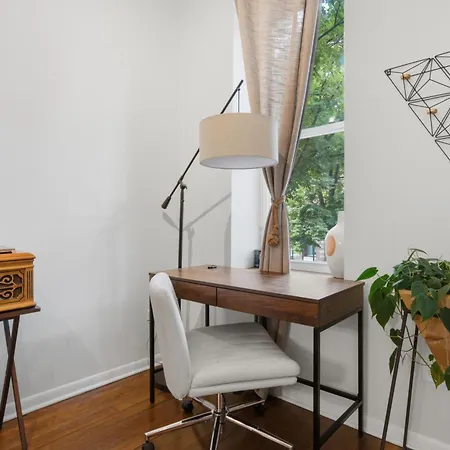 Apartment Wicker Park 1-br Walk To Train & Grocery Easy Downtown Access Chicago