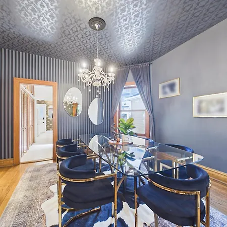 Apartment The Addison Art Deco Executive Retreat Garage Chicago