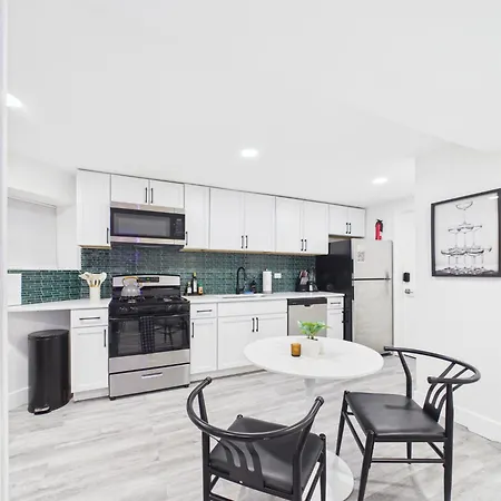 Apartment Addison Art Deco Flat