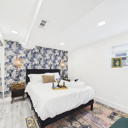 Apartment Addison Art Deco Flat *